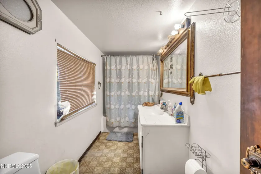 15533 Fisherman, Fallon, Nevada 89406, 9 Bedrooms Bedrooms, ,3 BathroomsBathrooms,Residential,Residential,Fisherman,250058922