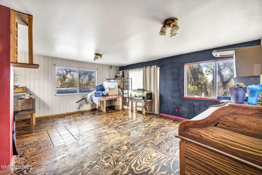 15533 Fisherman, Fallon, Nevada 89406, 9 Bedrooms Bedrooms, ,3 BathroomsBathrooms,Residential,Residential,Fisherman,250058922