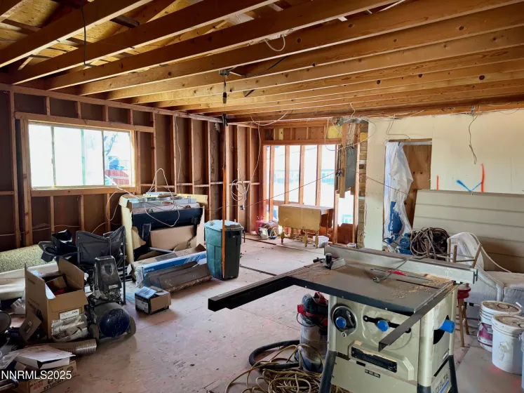 615 Grinnel Ave, Lovelock, Nevada 89419, 4 Bedrooms Bedrooms, ,3 BathroomsBathrooms,Residential,Residential,Grinnel Ave,250058924