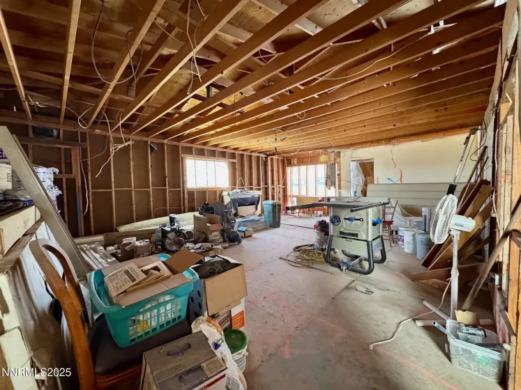 615 Grinnel Ave, Lovelock, Nevada 89419, 4 Bedrooms Bedrooms, ,3 BathroomsBathrooms,Residential,Residential,Grinnel Ave,250058924