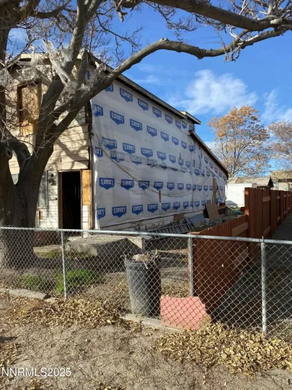 615 Grinnel Ave, Lovelock, Nevada 89419, 4 Bedrooms Bedrooms, ,3 BathroomsBathrooms,Residential,Residential,Grinnel Ave,250058924