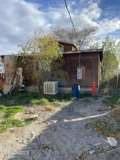 615 Grinnel Ave, Lovelock, Nevada 89419, 4 Bedrooms Bedrooms, ,3 BathroomsBathrooms,Residential,Residential,Grinnel Ave,250058924