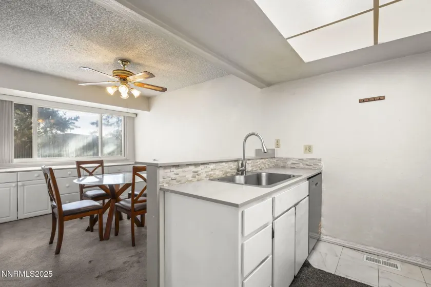 2371 Roundhouse, Sparks, Nevada 89431, 2 Bedrooms Bedrooms, ,1 BathroomBathrooms,Residential,Residential,Roundhouse,250058929