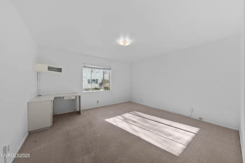 1945 4th, Sparks, Nevada 89431, 2 Bedrooms Bedrooms, ,1 BathroomBathrooms,Residential,Residential,4th,250058938