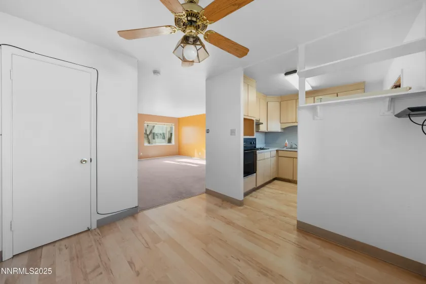 1945 4th, Sparks, Nevada 89431, 2 Bedrooms Bedrooms, ,1 BathroomBathrooms,Residential,Residential,4th,250058938