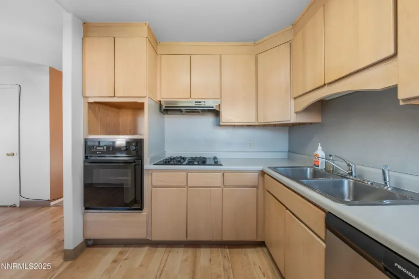 1945 4th, Sparks, Nevada 89431, 2 Bedrooms Bedrooms, ,1 BathroomBathrooms,Residential,Residential,4th,250058938