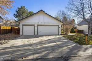 5466 Santa Rosa, Sparks, Nevada 89436, 4 Bedrooms Bedrooms, ,2 BathroomsBathrooms,Residential,Residential,Santa Rosa,250058939 5466 Santa Rosa, Sparks, Nevada 89436, 4 Bedrooms Bedrooms, ,2 BathroomsBathrooms,Residential,Residential,Santa Rosa,250058939