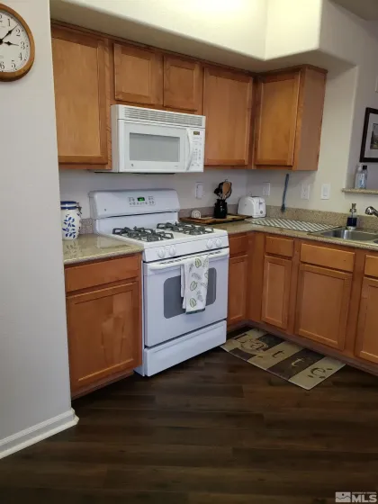 1325 Meadows, Reno, Nevada 89521, 2 Bedrooms Bedrooms, ,2 BathroomsBathrooms,Residential Lease,Manufactured,Meadows,250058942