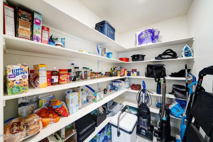 507 Echo Canyon, Dayton, Nevada 89403, 4 Bedrooms Bedrooms, ,2 BathroomsBathrooms,Residential,Residential,Echo Canyon,250058941