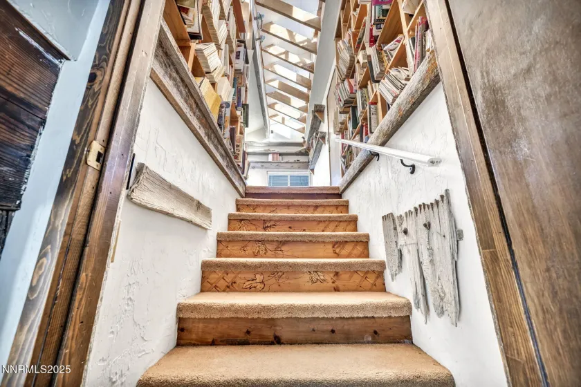 500 Highland, Reno, Nevada 89521, 3 Bedrooms Bedrooms, ,2 BathroomsBathrooms,Residential,Residential,Highland,250058943