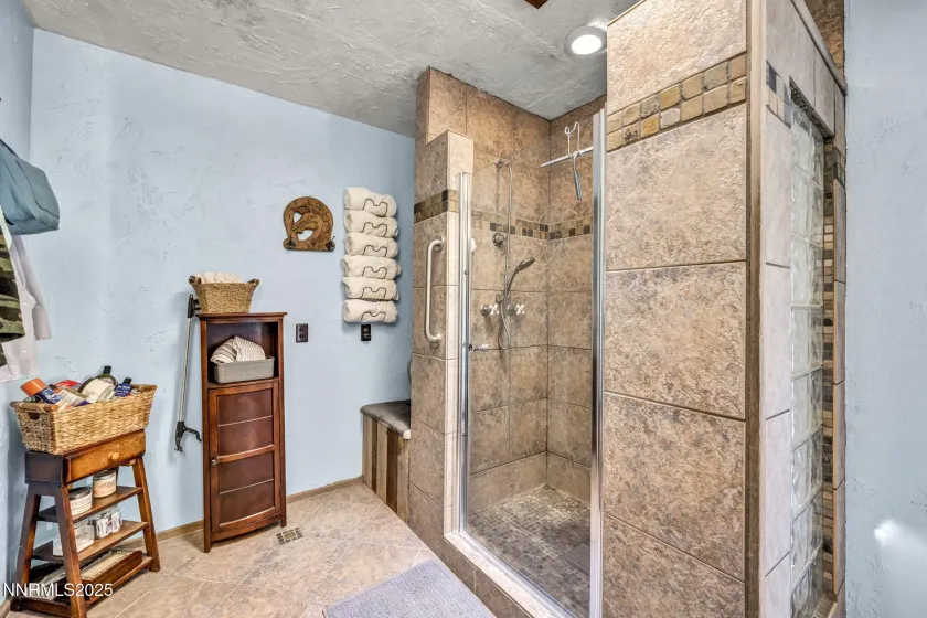 500 Highland, Reno, Nevada 89521, 3 Bedrooms Bedrooms, ,2 BathroomsBathrooms,Residential,Residential,Highland,250058943