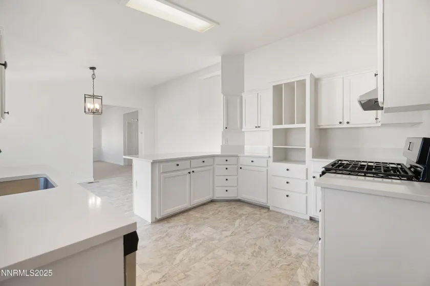 387 Rue De La Rouge, Sparks, Nevada 89434, 3 Bedrooms Bedrooms, ,2 BathroomsBathrooms,Residential,Residential,Rue De La Rouge,250058944