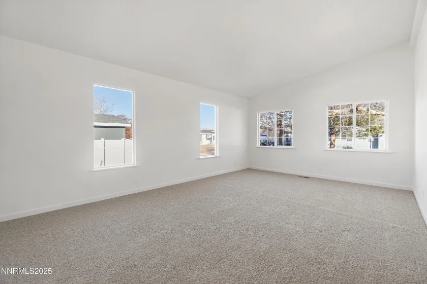 387 Rue De La Rouge, Sparks, Nevada 89434, 3 Bedrooms Bedrooms, ,2 BathroomsBathrooms,Residential,Residential,Rue De La Rouge,250058944