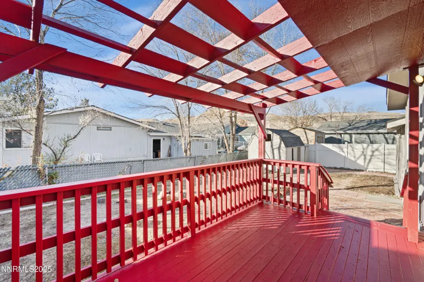 387 Rue De La Rouge, Sparks, Nevada 89434, 3 Bedrooms Bedrooms, ,2 BathroomsBathrooms,Residential,Residential,Rue De La Rouge,250058944