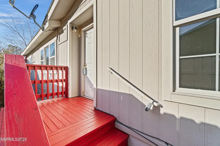 387 Rue De La Rouge, Sparks, Nevada 89434, 3 Bedrooms Bedrooms, ,2 BathroomsBathrooms,Residential,Residential,Rue De La Rouge,250058944