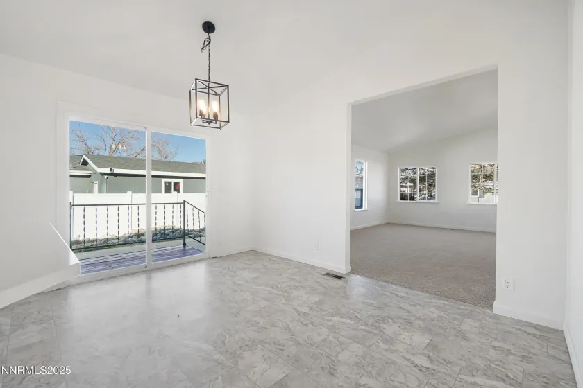 387 Rue De La Rouge, Sparks, Nevada 89434, 3 Bedrooms Bedrooms, ,2 BathroomsBathrooms,Residential,Residential,Rue De La Rouge,250058944