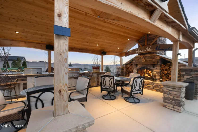 11161 Diamond Stream, Sparks, Nevada 89441, 5 Bedrooms Bedrooms, ,4 BathroomsBathrooms,Residential,Residential,Diamond Stream,250058949