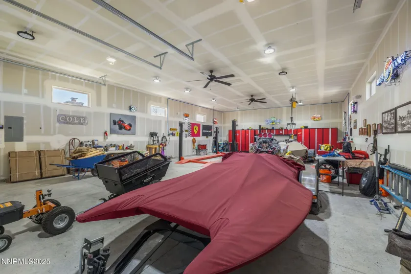 11161 Diamond Stream, Sparks, Nevada 89441, 5 Bedrooms Bedrooms, ,4 BathroomsBathrooms,Residential,Residential,Diamond Stream,250058949