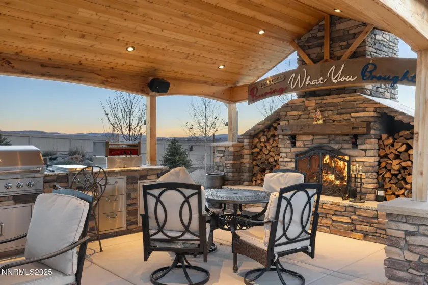 11161 Diamond Stream, Sparks, Nevada 89441, 5 Bedrooms Bedrooms, ,4 BathroomsBathrooms,Residential,Residential,Diamond Stream,250058949