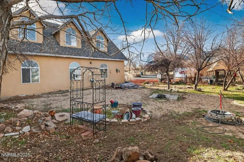 15290 Fawn, Reno, Nevada 89511, 3 Bedrooms Bedrooms, ,2 BathroomsBathrooms,Residential,Residential,Fawn,250058953