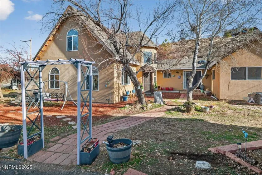 15290 Fawn, Reno, Nevada 89511, 3 Bedrooms Bedrooms, ,2 BathroomsBathrooms,Residential,Residential,Fawn,250058953