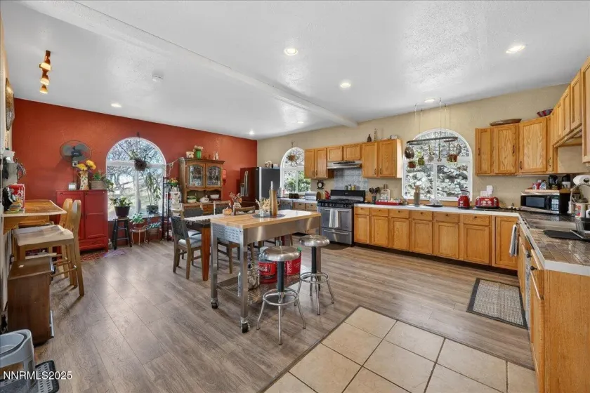 15290 Fawn, Reno, Nevada 89511, 3 Bedrooms Bedrooms, ,2 BathroomsBathrooms,Residential,Residential,Fawn,250058953