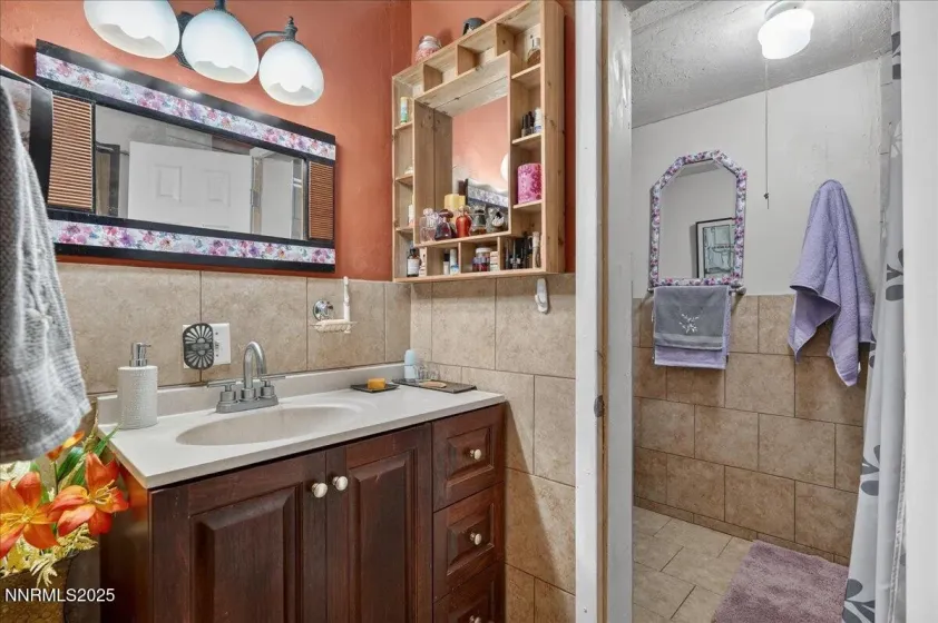 15290 Fawn, Reno, Nevada 89511, 3 Bedrooms Bedrooms, ,2 BathroomsBathrooms,Residential,Residential,Fawn,250058953