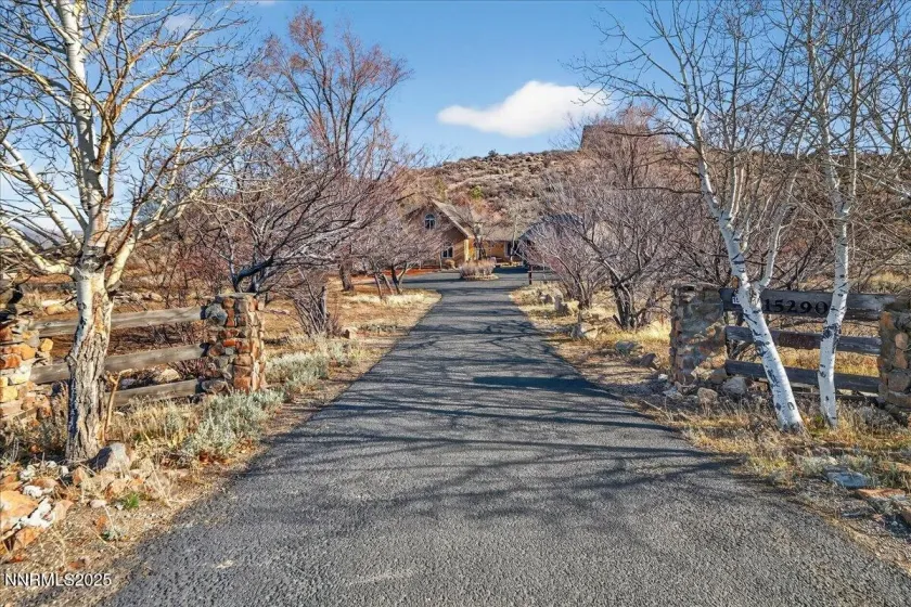 15290 Fawn, Reno, Nevada 89511, 3 Bedrooms Bedrooms, ,2 BathroomsBathrooms,Residential,Residential,Fawn,250058953