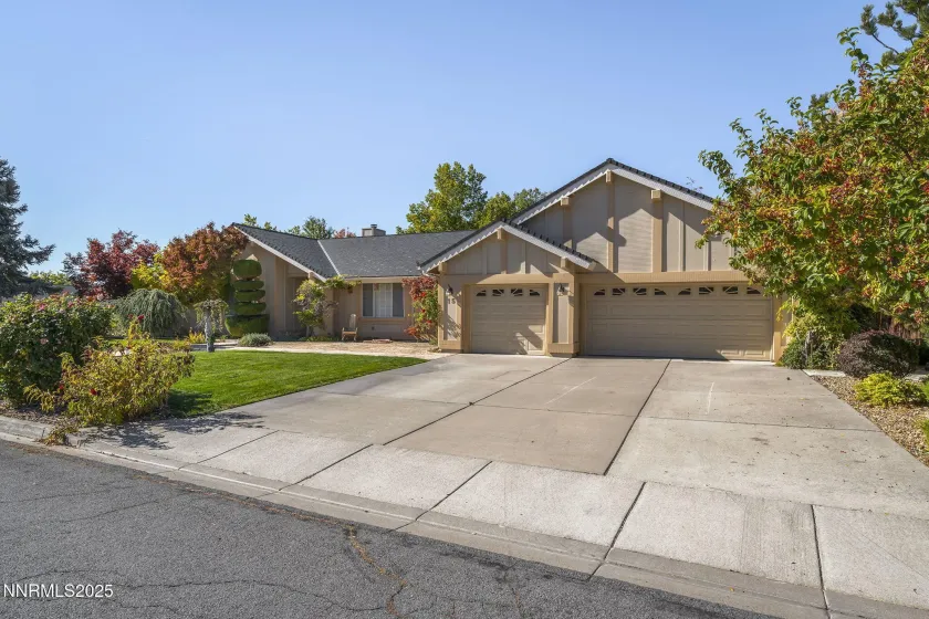 15 Carefree, Sparks, Nevada 89441, 4 Bedrooms Bedrooms, ,3 BathroomsBathrooms,Residential,Residential,Carefree,250058954