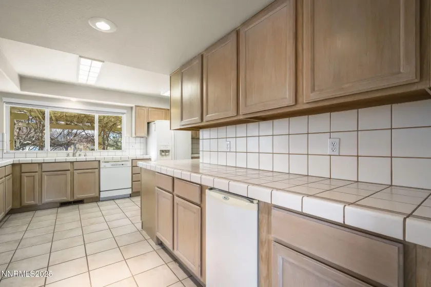 15 Carefree, Sparks, Nevada 89441, 4 Bedrooms Bedrooms, ,3 BathroomsBathrooms,Residential,Residential,Carefree,250058954