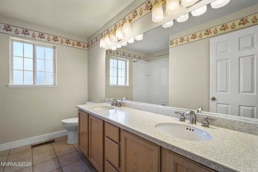 15 Carefree, Sparks, Nevada 89441, 4 Bedrooms Bedrooms, ,3 BathroomsBathrooms,Residential,Residential,Carefree,250058954