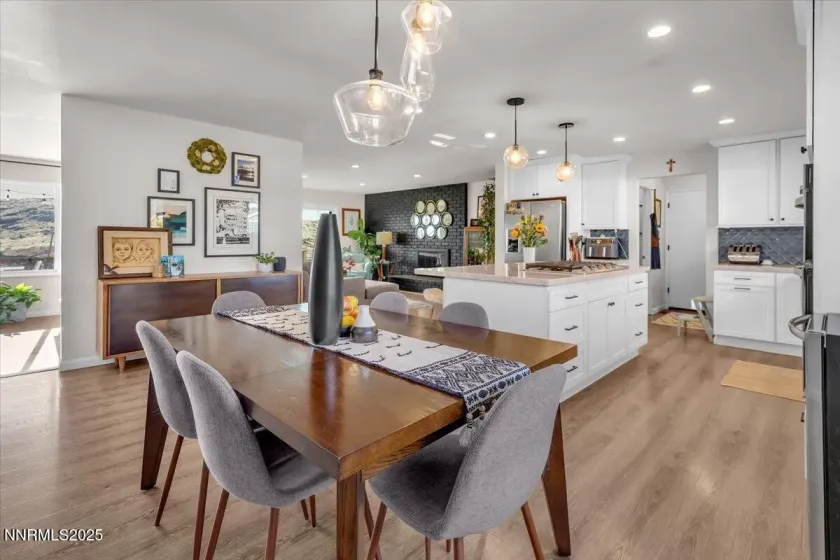 3880 Piccadilly, Reno, Nevada 89509, 3 Bedrooms Bedrooms, ,2 BathroomsBathrooms,Residential,Residential,Piccadilly,250058206