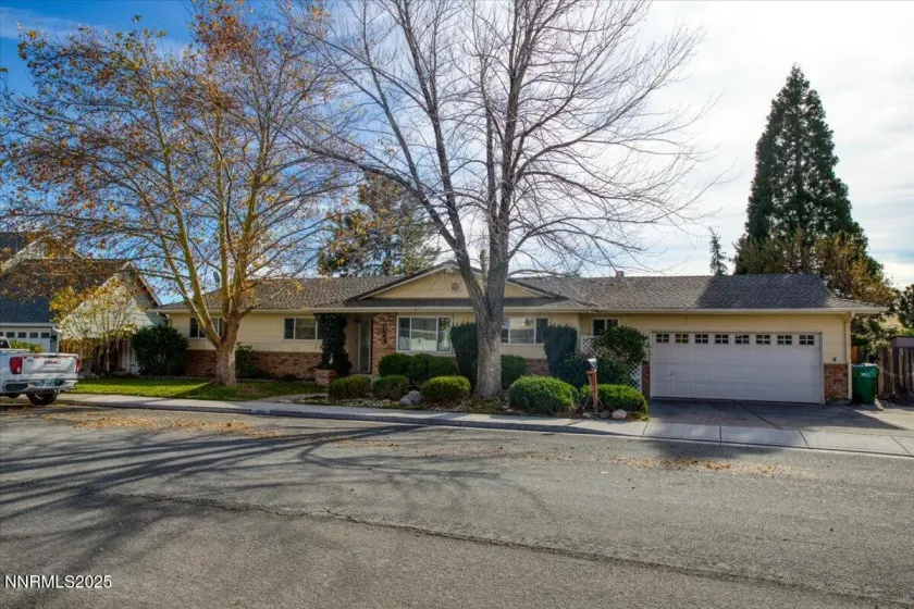 3880 Piccadilly, Reno, Nevada 89509, 3 Bedrooms Bedrooms, ,2 BathroomsBathrooms,Residential,Residential,Piccadilly,250058206