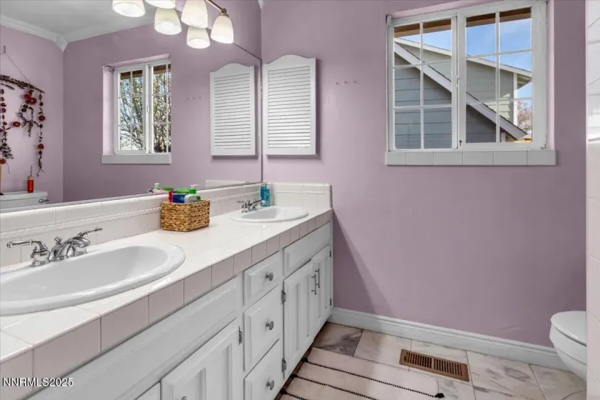 3880 Piccadilly, Reno, Nevada 89509, 3 Bedrooms Bedrooms, ,2 BathroomsBathrooms,Residential,Residential,Piccadilly,250058206