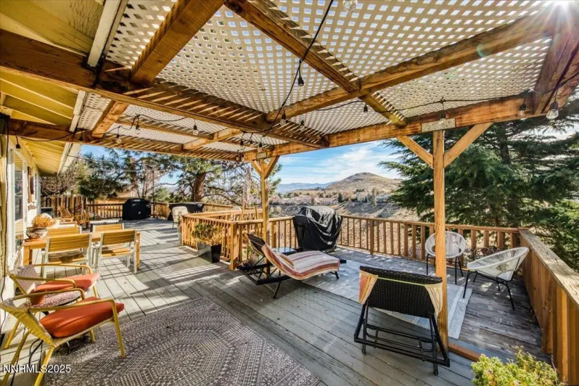 3880 Piccadilly, Reno, Nevada 89509, 3 Bedrooms Bedrooms, ,2 BathroomsBathrooms,Residential,Residential,Piccadilly,250058206