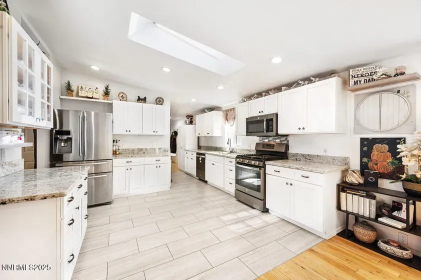 73 Rainbow, Dayton, Nevada 89403, 4 Bedrooms Bedrooms, ,2 BathroomsBathrooms,Residential,Residential,Rainbow,250058007