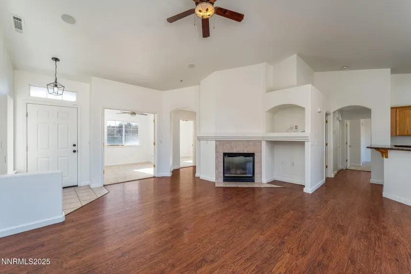 3124 Manzana, Sparks, Nevada 89436, 3 Bedrooms Bedrooms, ,2 BathroomsBathrooms,Residential,Residential,Manzana,250058956