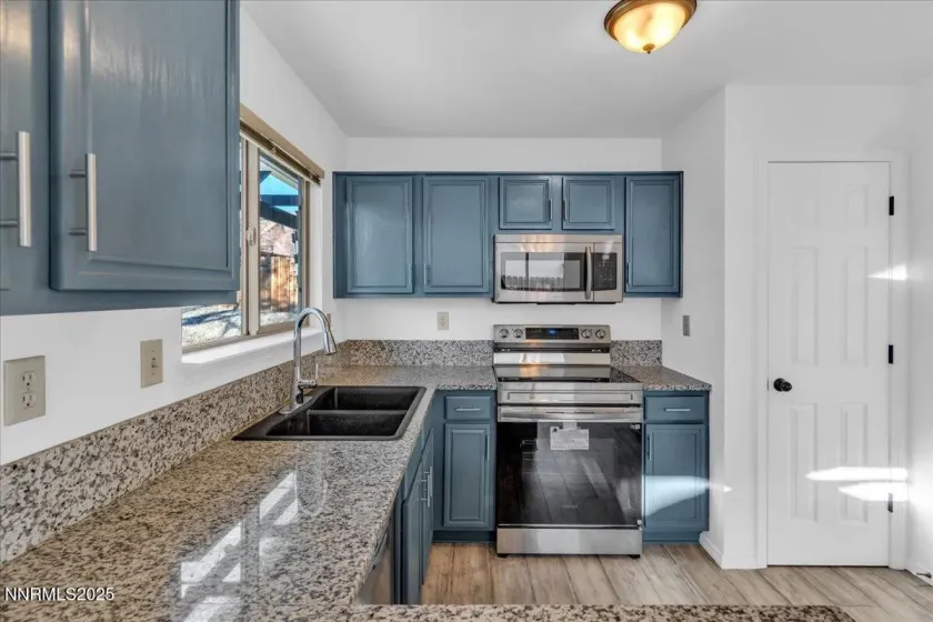 958 Ranchview, Carson City, Nevada 89705, 3 Bedrooms Bedrooms, ,2 BathroomsBathrooms,Residential,Residential,Ranchview,250058958