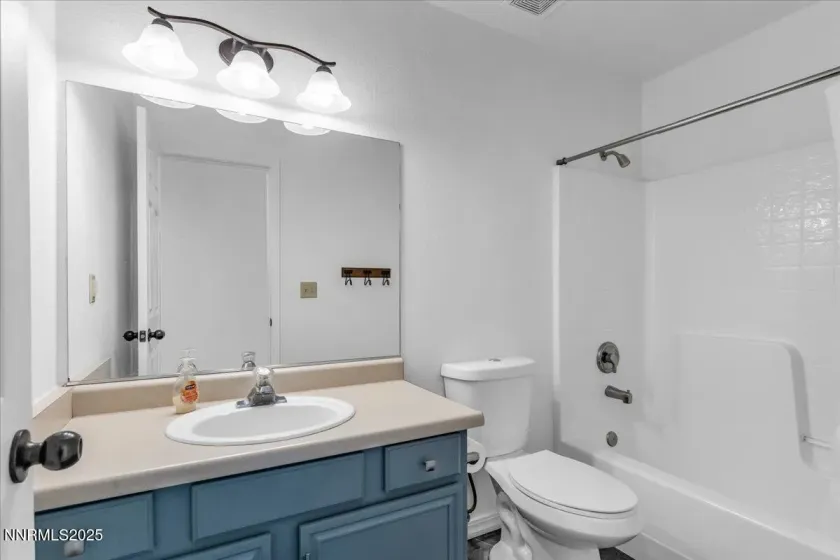 958 Ranchview, Carson City, Nevada 89705, 3 Bedrooms Bedrooms, ,2 BathroomsBathrooms,Residential,Residential,Ranchview,250058958