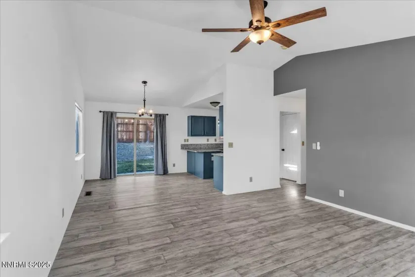 958 Ranchview, Carson City, Nevada 89705, 3 Bedrooms Bedrooms, ,2 BathroomsBathrooms,Residential,Residential,Ranchview,250058958