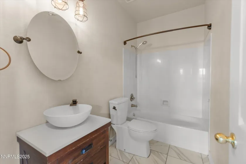 4010 Mount Jefferson, Reno, Nevada 89508, 4 Bedrooms Bedrooms, ,2 BathroomsBathrooms,Residential,Residential,Mount Jefferson,250058961