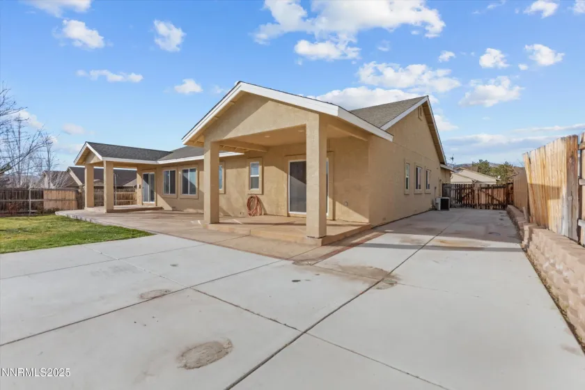 4010 Mount Jefferson, Reno, Nevada 89508, 4 Bedrooms Bedrooms, ,2 BathroomsBathrooms,Residential,Residential,Mount Jefferson,250058961