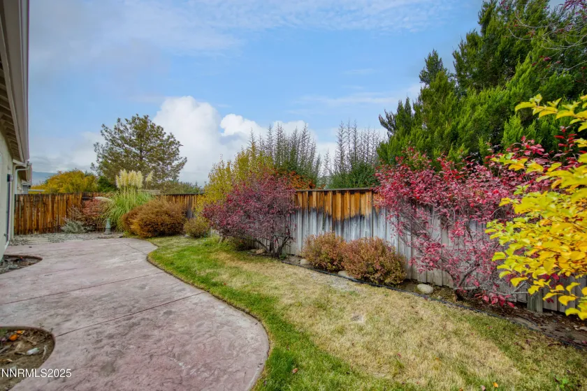 1651 Emerald Bay, Reno, Nevada 89521, 3 Bedrooms Bedrooms, ,2 BathroomsBathrooms,Residential,Residential,Emerald Bay,250057417