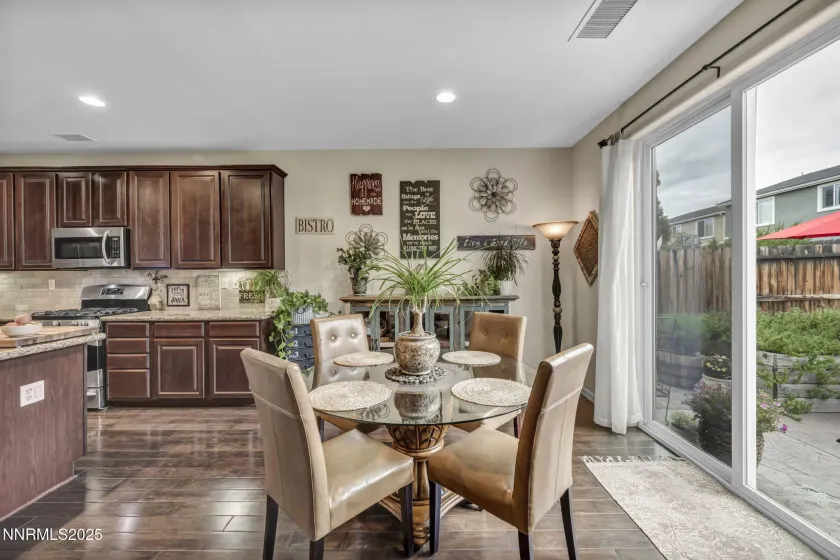 2010 Angel Ridge, Reno, Nevada 89521, 5 Bedrooms Bedrooms, ,3 BathroomsBathrooms,Residential,Residential,Angel Ridge,250057512