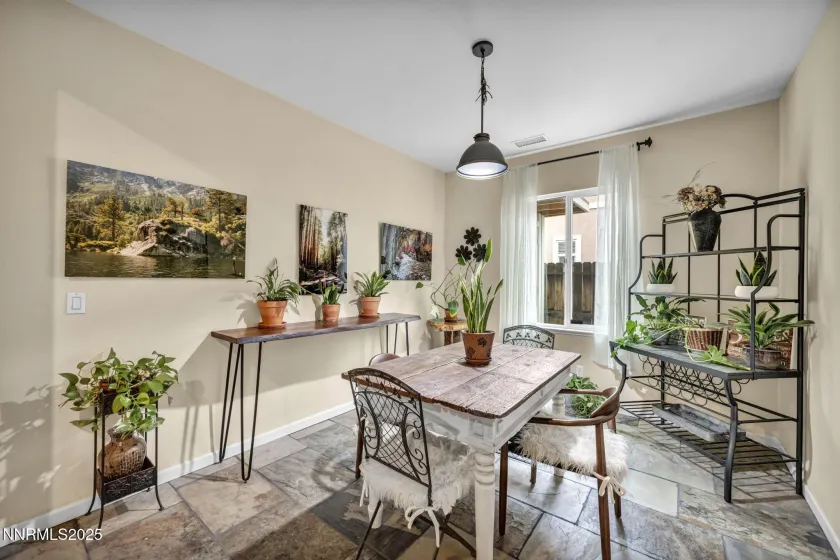 2010 Angel Ridge, Reno, Nevada 89521, 5 Bedrooms Bedrooms, ,3 BathroomsBathrooms,Residential,Residential,Angel Ridge,250057512