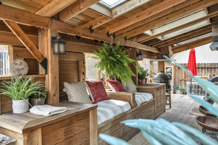 2010 Angel Ridge, Reno, Nevada 89521, 5 Bedrooms Bedrooms, ,3 BathroomsBathrooms,Residential,Residential,Angel Ridge,250057512