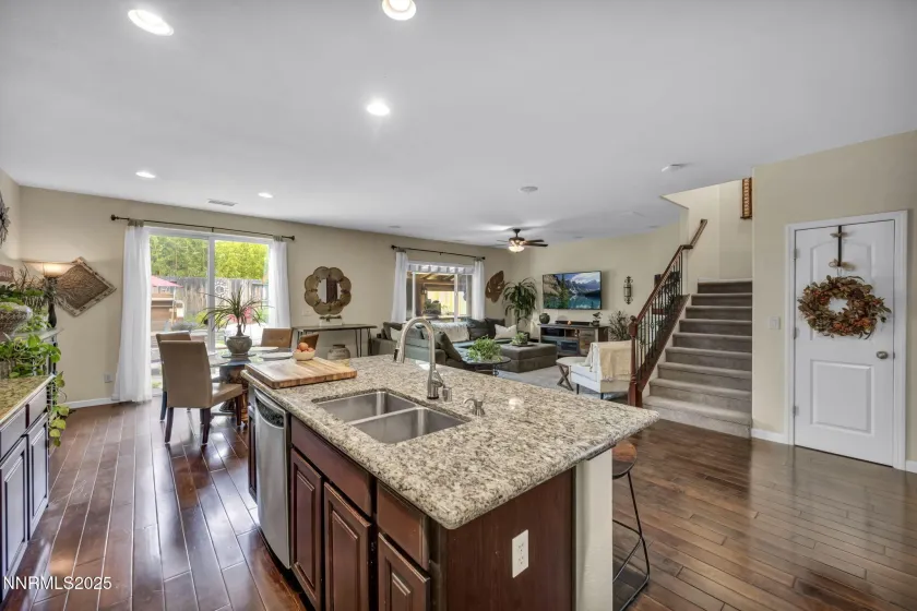 2010 Angel Ridge, Reno, Nevada 89521, 5 Bedrooms Bedrooms, ,3 BathroomsBathrooms,Residential,Residential,Angel Ridge,250057512