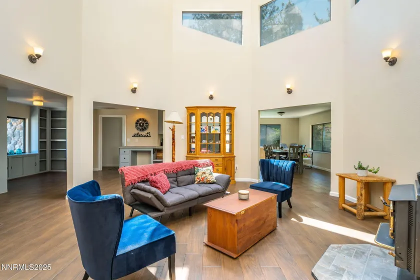 6995 Franktown, Washoe Valley, Nevada 89704, 6 Bedrooms Bedrooms, ,5 BathroomsBathrooms,Residential,Residential,Franktown,250006413