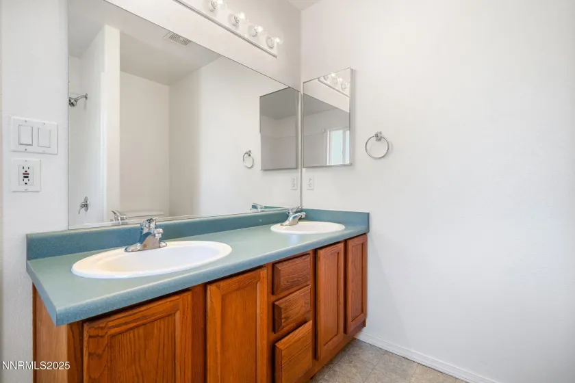 391 Taryn, Spanish Springs, Nevada 89436, 3 Bedrooms Bedrooms, ,2 BathroomsBathrooms,Residential,Residential,Taryn,250058966