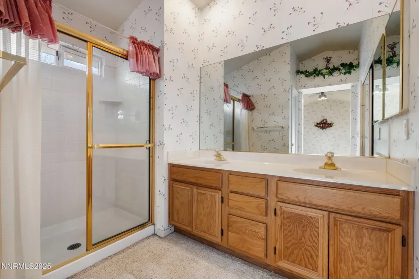 3952 Regal, Reno, Nevada 89503, 4 Bedrooms Bedrooms, ,3 BathroomsBathrooms,Residential,Residential,Regal,250058968